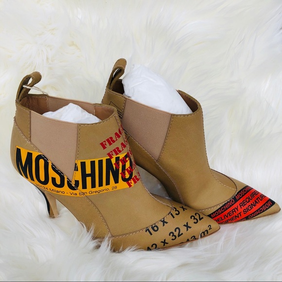 New: MOSCHINO Booties - Picture 2 of 8